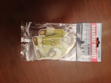 It smells like lingonberry. No, I haven’t opened it. I have no idea what lingonberry smells like. I do know what monkeys smell like. That’s why I haven’t opened it.